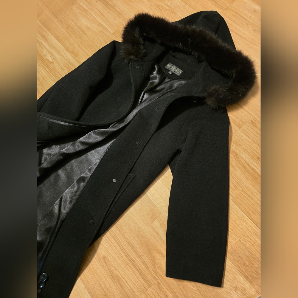 Black Wool Coat With Fox Fur Trim